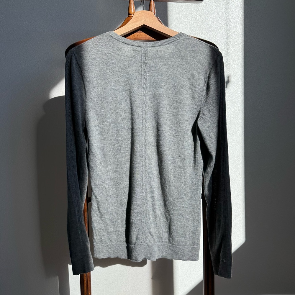 Rag & Bone Women’s Gray Wool Crewneck Sweater Size M Slim Fit - Picture 4 of 10